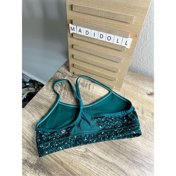 Lululemon Women’s 6 Green Power Y Sports Bra Luon - Picture 2 of 5